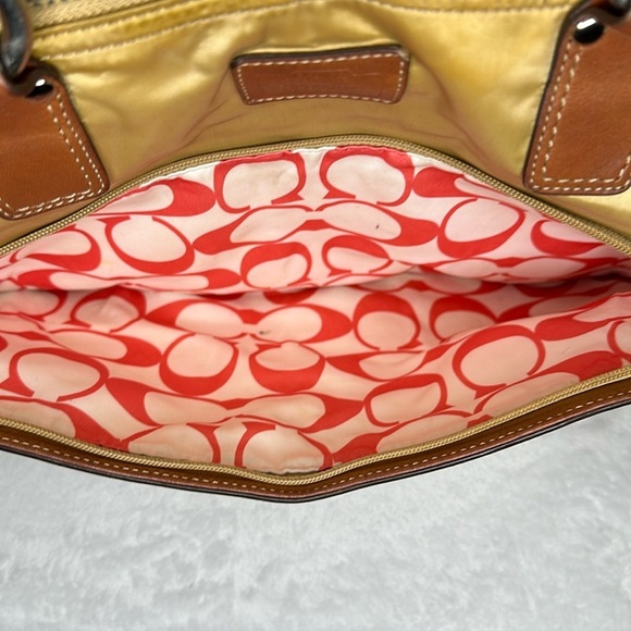 Coach Tote Handbag Hampton Champagne & Red Nylon with Leather Unused - Picture 13 of 16